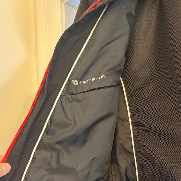 Women’s Helly Hansen Black and White Ski Jacket with Red Accents - size M - Picture 3 of 6